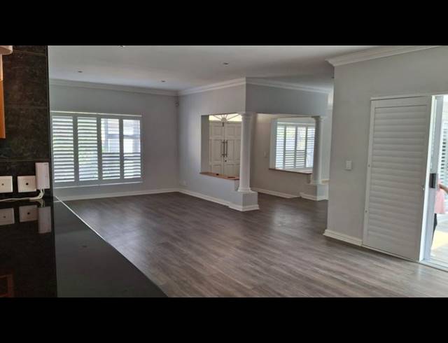 4 BEDROOM PROPERTY TO RENT IN WEST BEACH